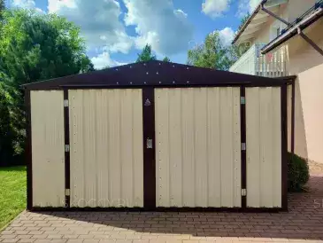 Гараж для мототехники в двойной расцветке в КП Гельвеция, Тульская область