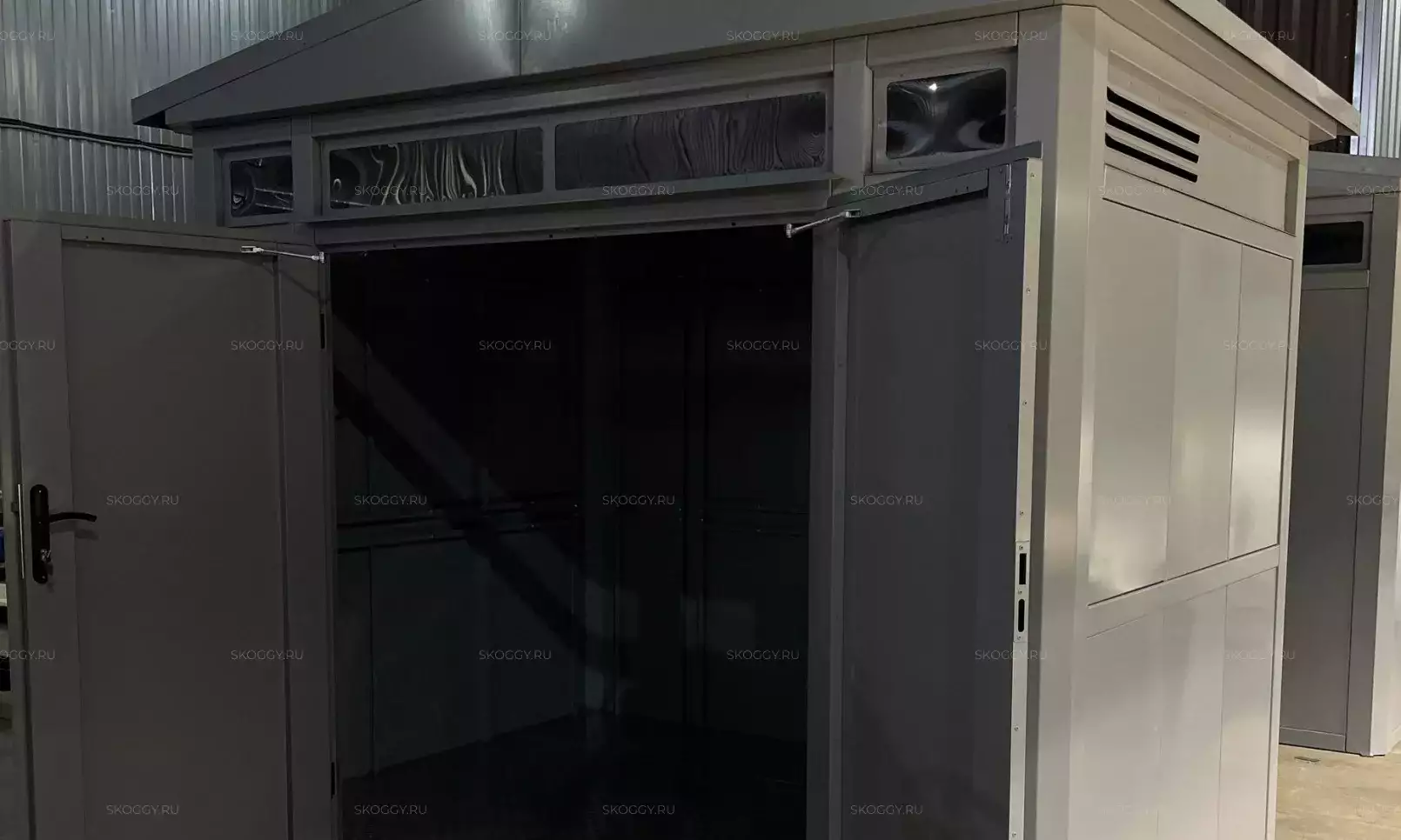 Два люксовых хозблока для инвентаря, техники и ТМЦ в г. Москва, наб. Академика Туполева